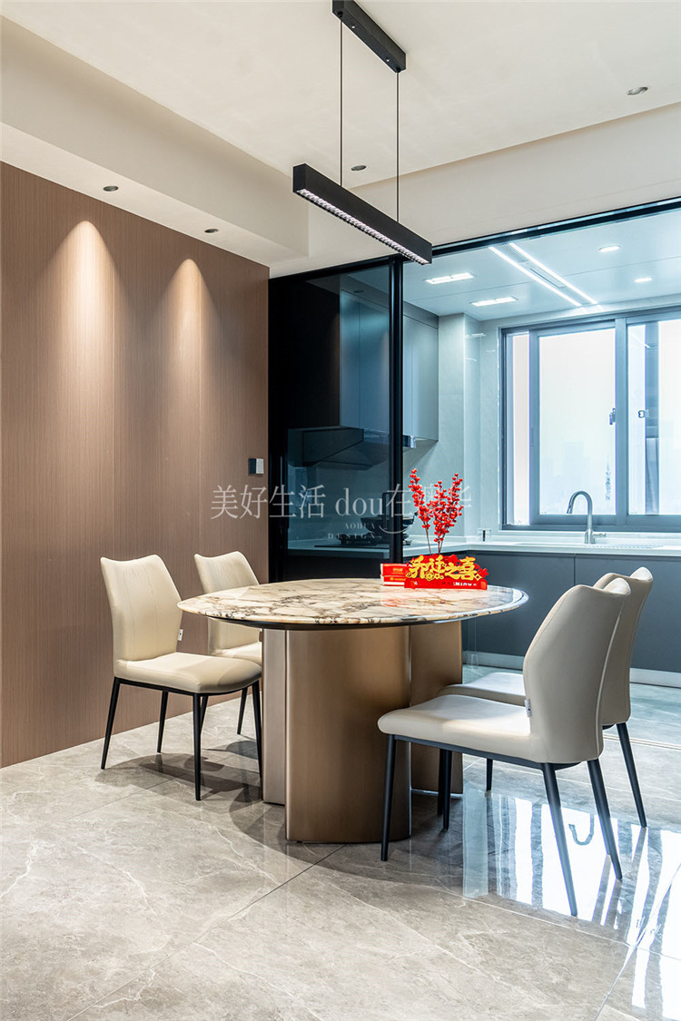 澳华实景|月亮湾壹号156㎡现代风，半开半合间的温柔叙事