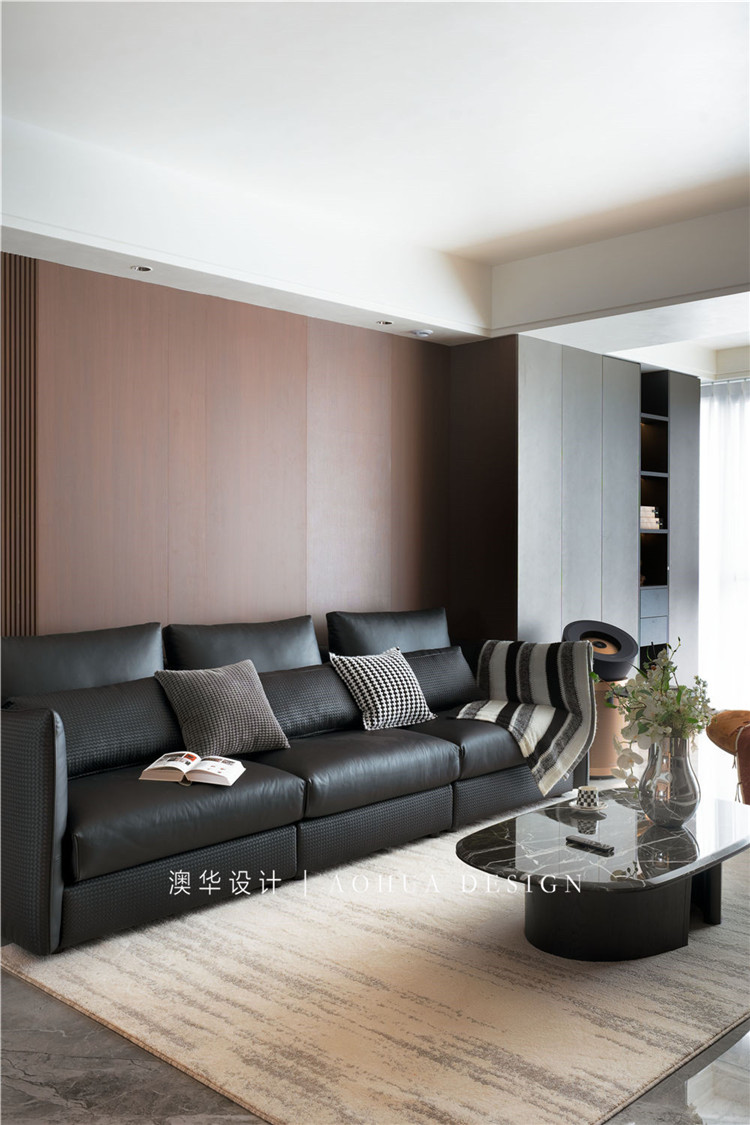 澳华实景 | 月亮湾壹号190㎡意式风，理性秩序里的温柔家宅